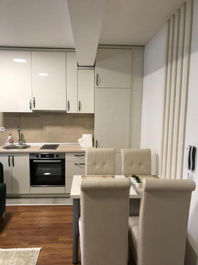 Green Apartment Novi Pazar Exteriör bild